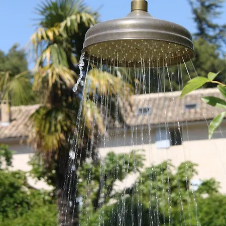 Hotel La Bastide Du Bois Breant Maubec (Vaucluse)